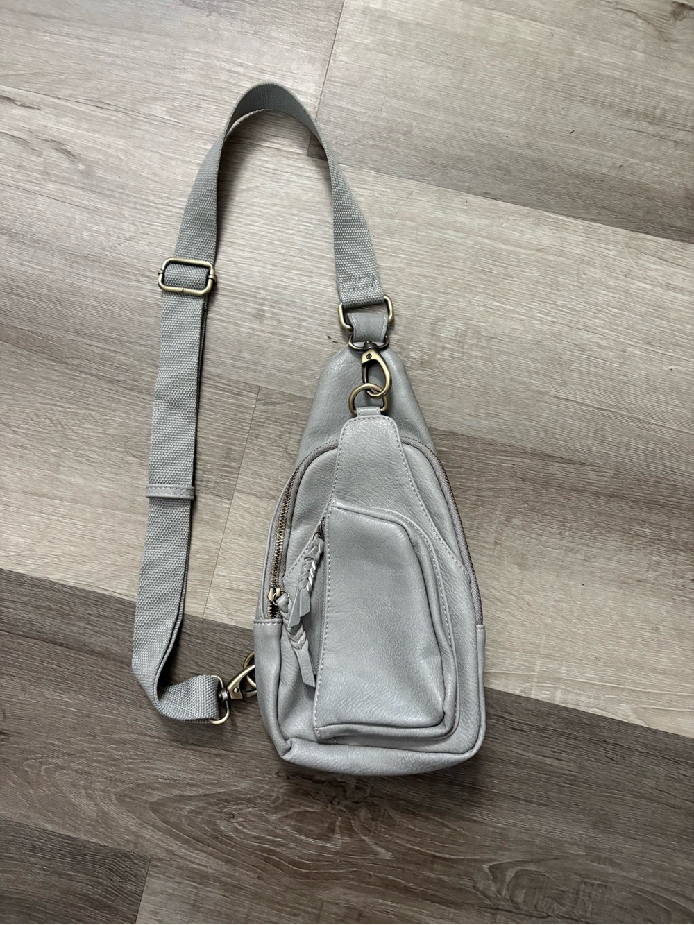 Antik Kraft Light Gray Crossbody Sling Bag